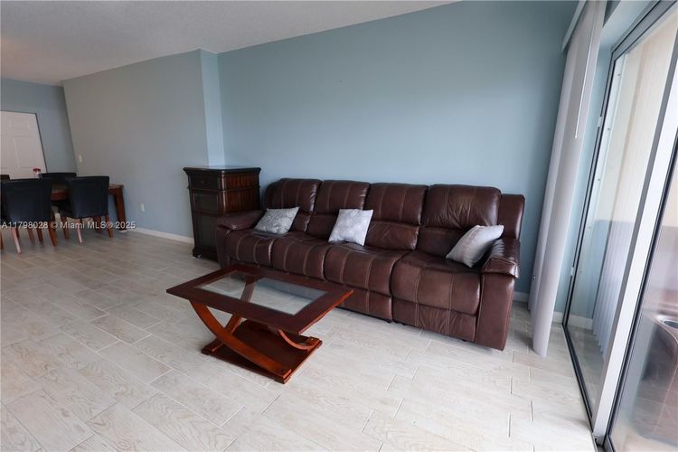 The Hemispheres #21D image #7