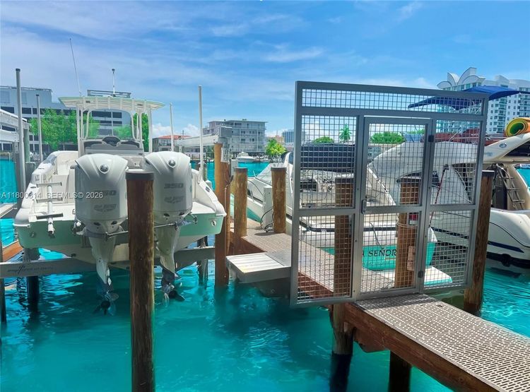 Blue Bay Tower #PH1601 image #13