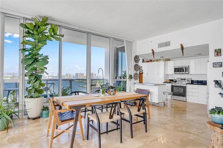 Blue Bay Tower #PH1601 image #7