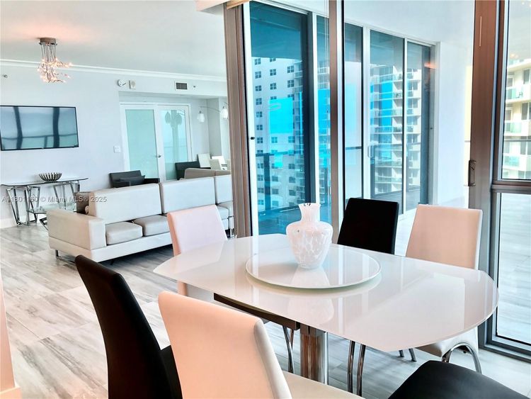 Ocean Palms Hollywood #801 image #15