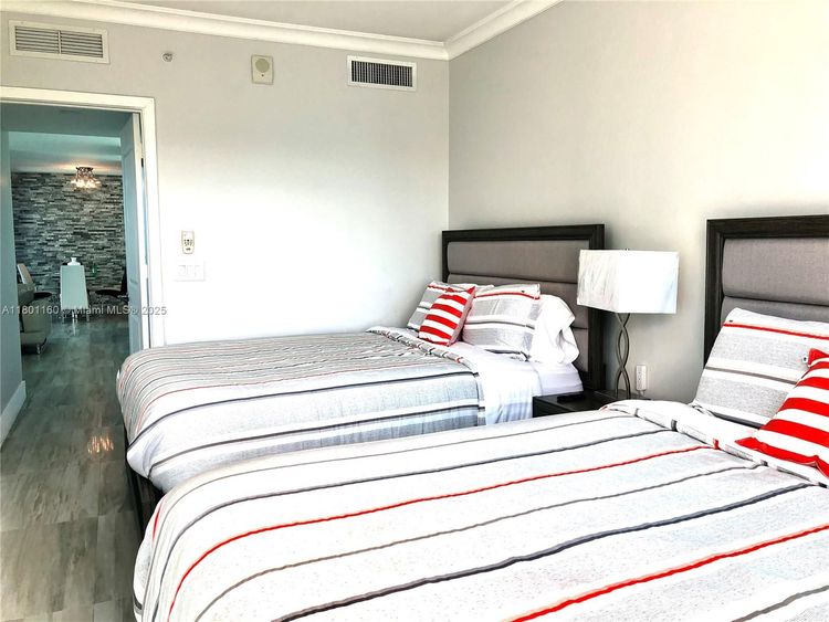 Ocean Palms Hollywood #801 image #27