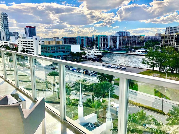 Ocean Palms Hollywood #801 image #28