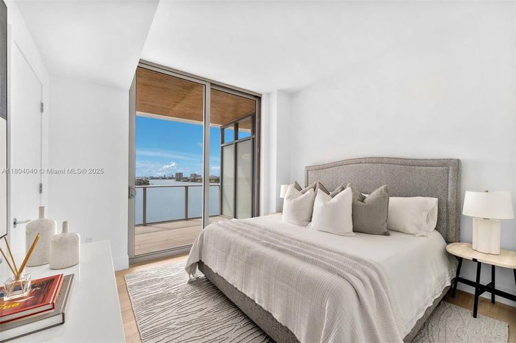 Monaco Yacht Club & Residences #7B image #13