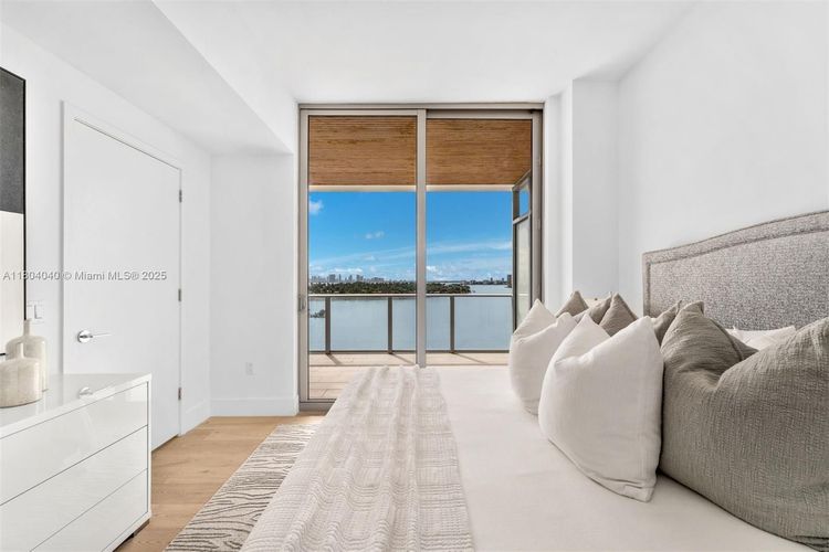 Monaco Yacht Club & Residences #7B image #14