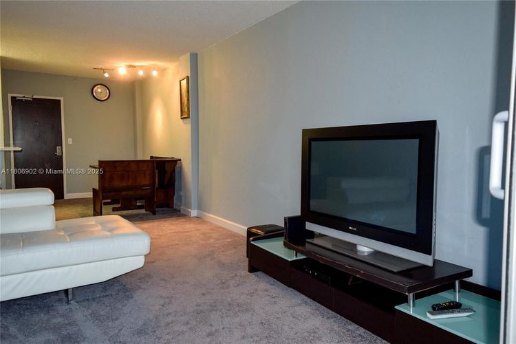 Flamingo South Beach #1532S image #15