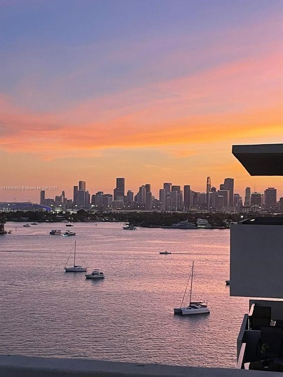 Flamingo South Beach #1532S image #35