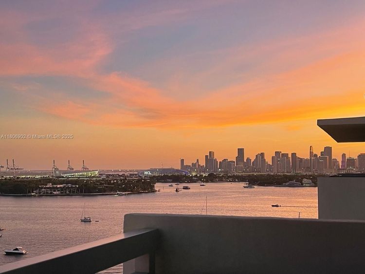 Flamingo South Beach #1532S image #36