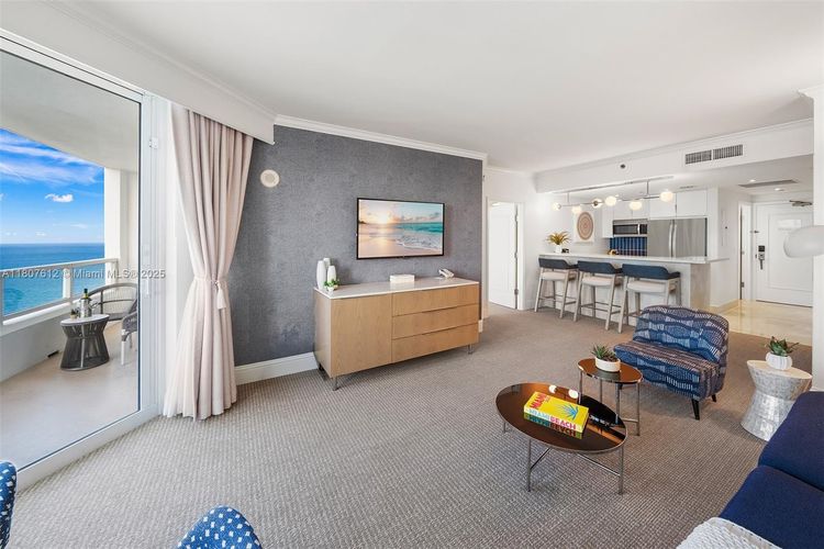 Fontainebleau II Tresor #3505 image #10