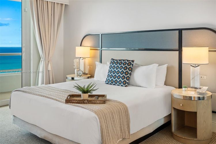 Fontainebleau II Tresor #3505 image #13