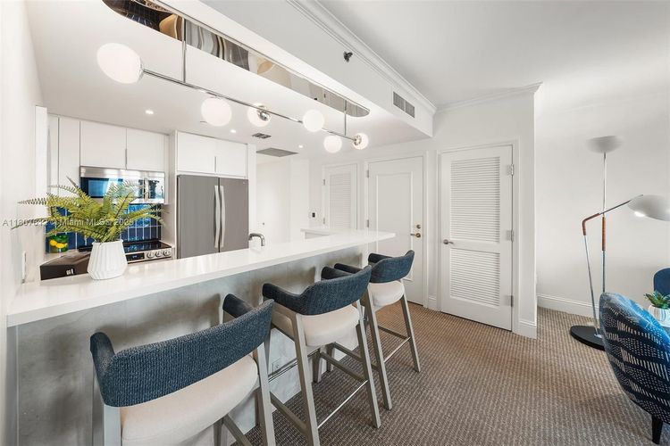 Fontainebleau II Tresor #3505 image #9