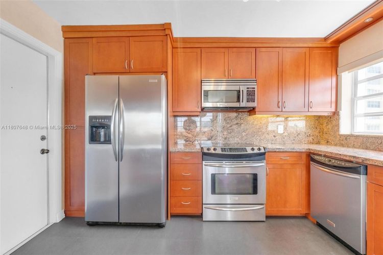 Imperial Towers #538 image #12