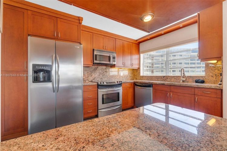 Imperial Towers #538 image #13