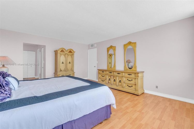 Imperial Towers #538 image #16