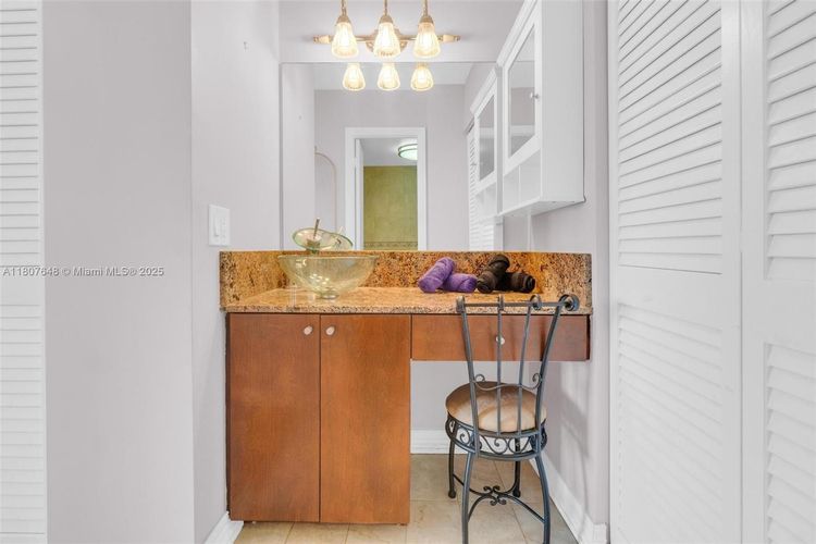 Imperial Towers #538 image #18