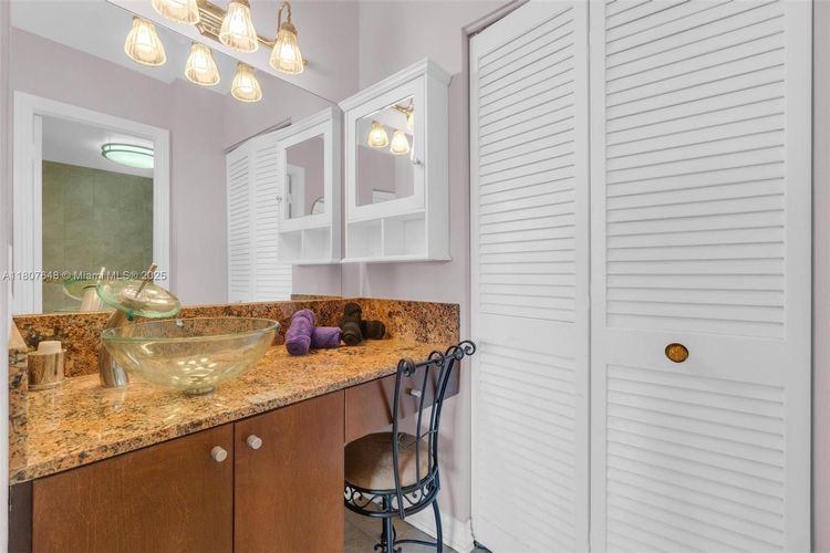 Imperial Towers #538 image #19