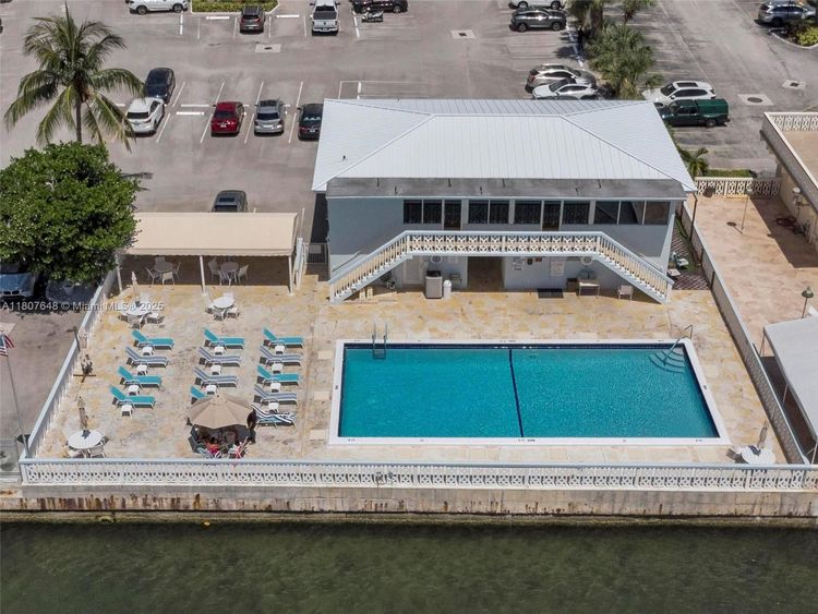 Imperial Towers #538 image #30