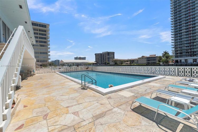 Imperial Towers #538 image #31