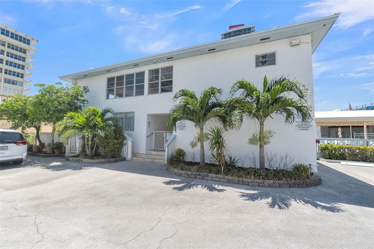 Imperial Towers #538 image #34