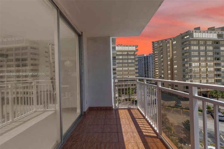 Imperial Towers #538 image #44