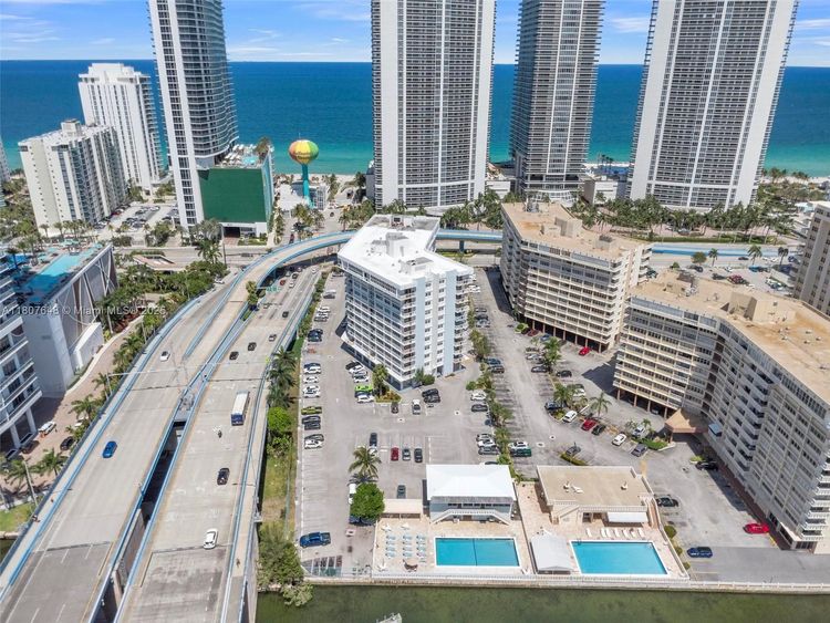 Imperial Towers #538 image #46