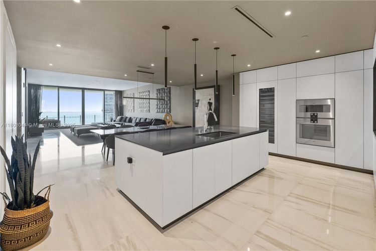 Aston Martin Residences #3104 image #11