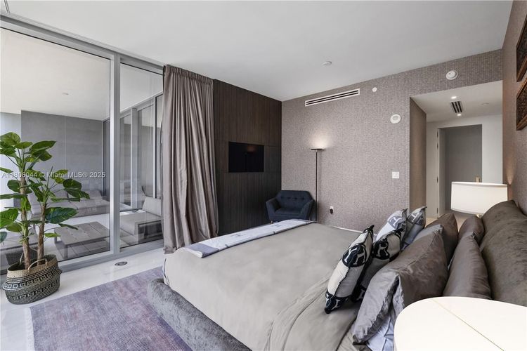 Aston Martin Residences #3104 image #16