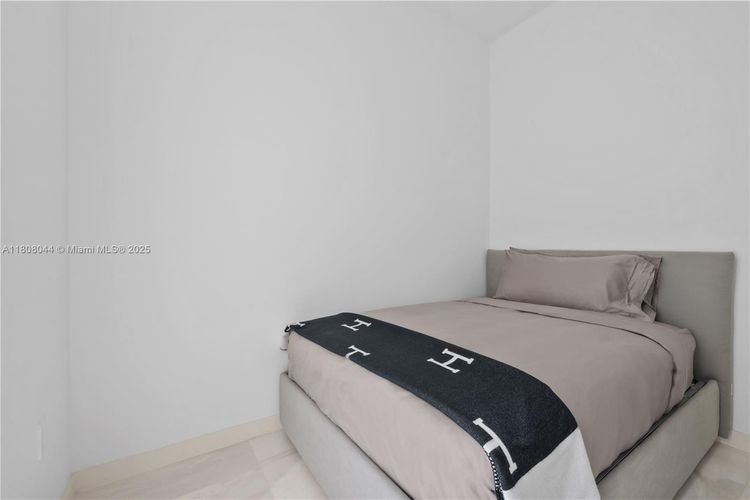 Aston Martin Residences #3104 image #37