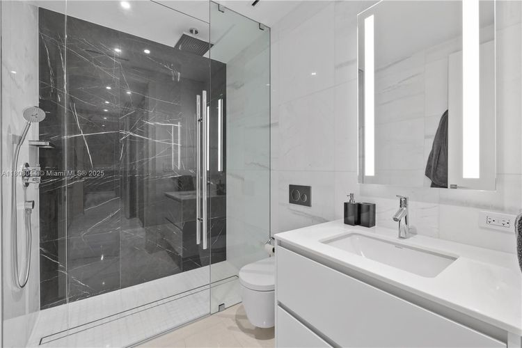 Aston Martin Residences #3104 image #38