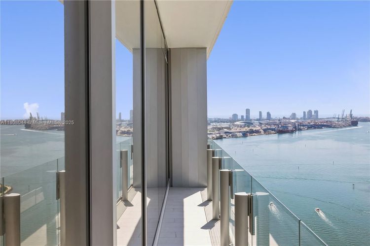 Aston Martin Residences #3104 image #40