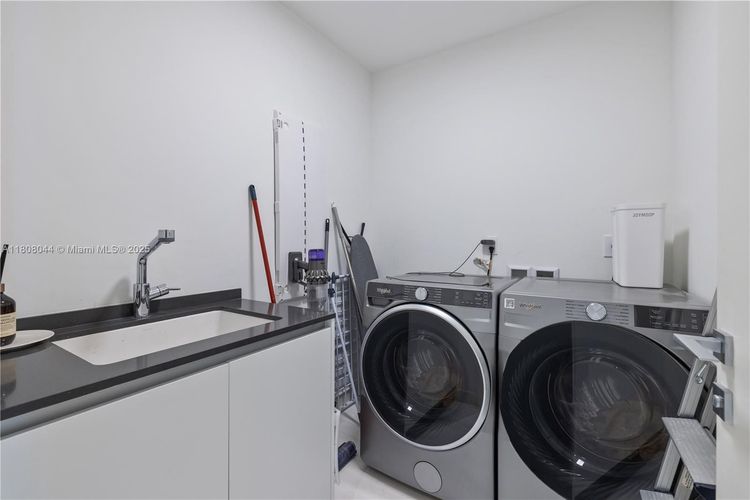 Aston Martin Residences #3104 image #42