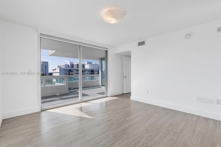 The Club at Bay Harbor #707 image #13