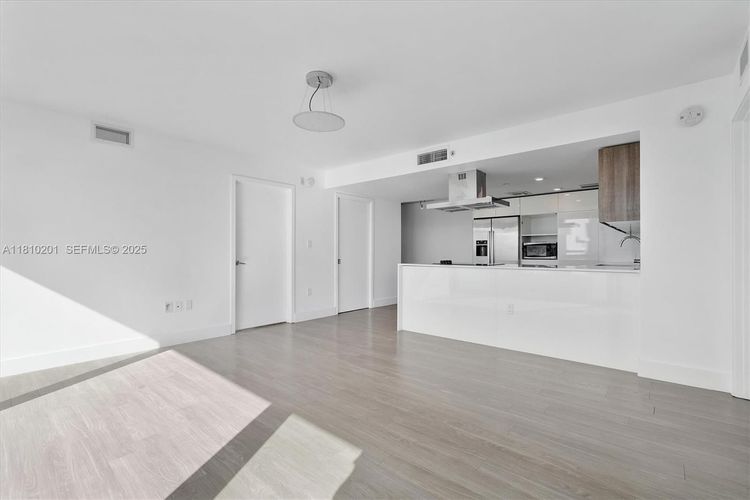 The Club at Bay Harbor #707 image #19