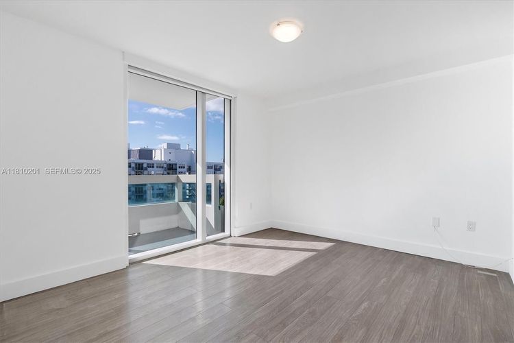 The Club at Bay Harbor #707 image #29