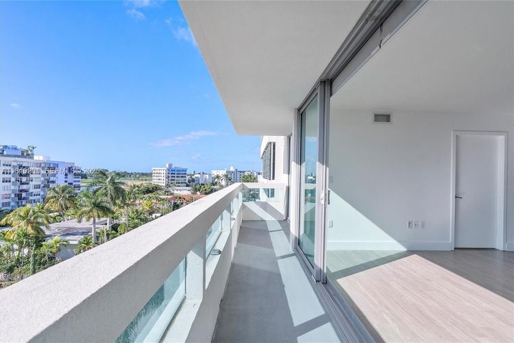 The Club at Bay Harbor #707 image #9