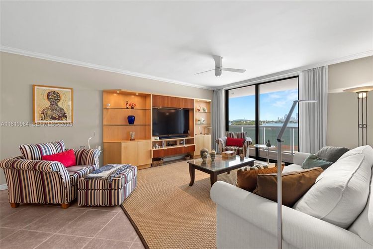 Nine Island Avenue #505 image #10