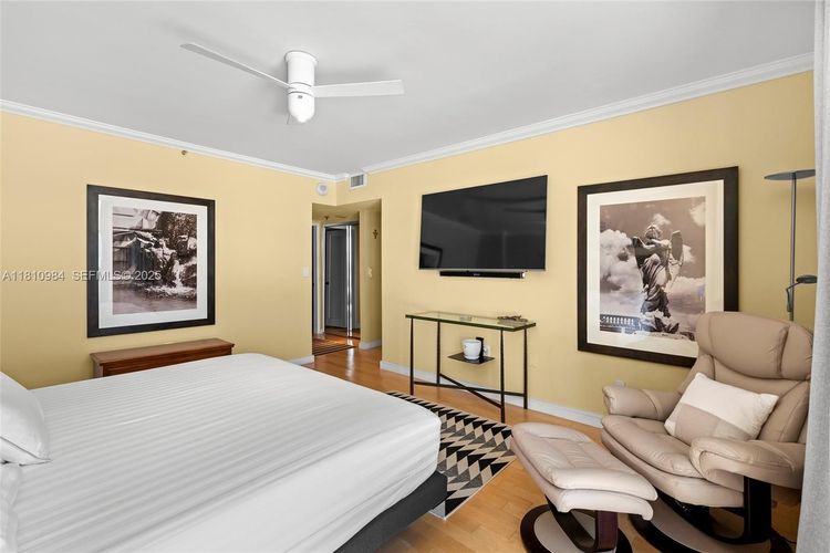 Nine Island Avenue #505 image #21