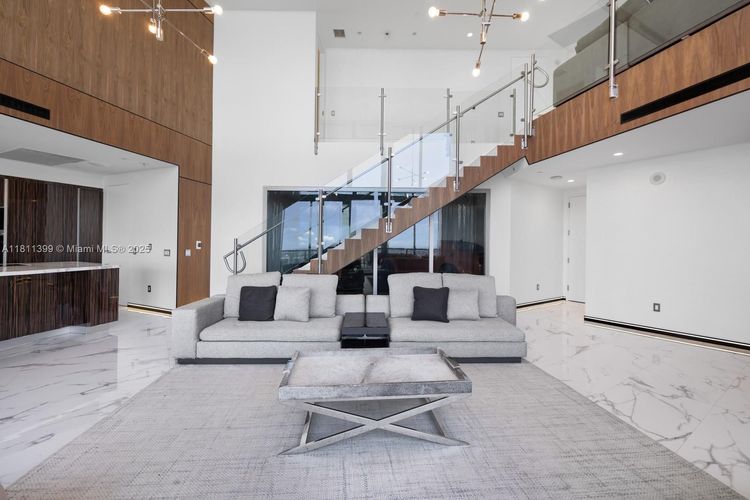 Porsche Design Tower #4603 image #12