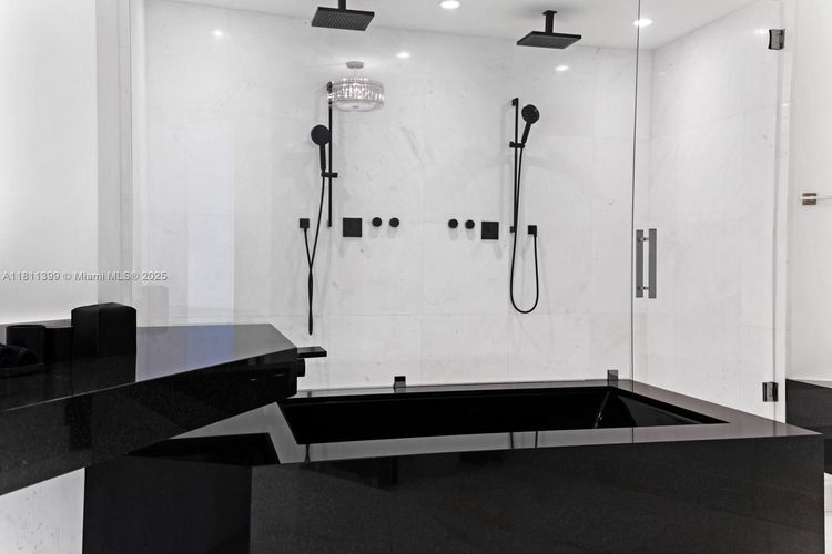 Porsche Design Tower #4603 image #22