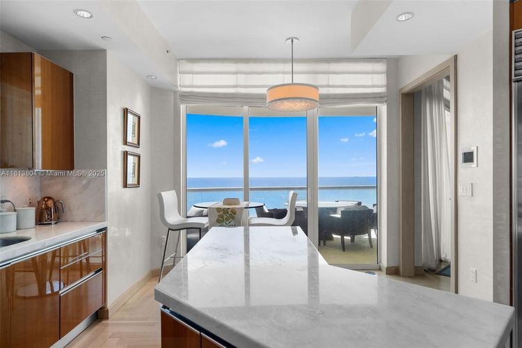 Turnberry Ocean Colony #1101 image #11