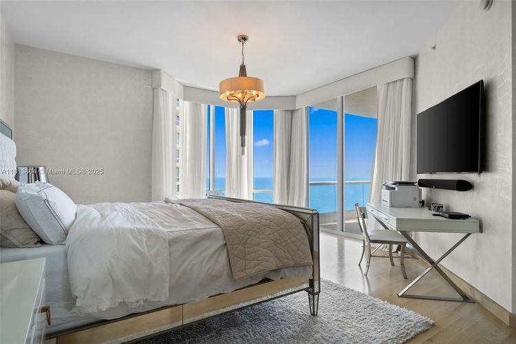 Turnberry Ocean Colony #1101 image #19