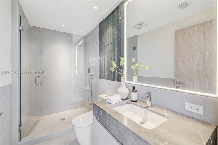 Five Park #3603 image #18