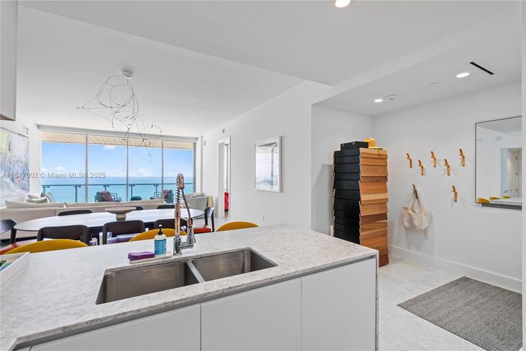 57 Ocean #1602 image #10