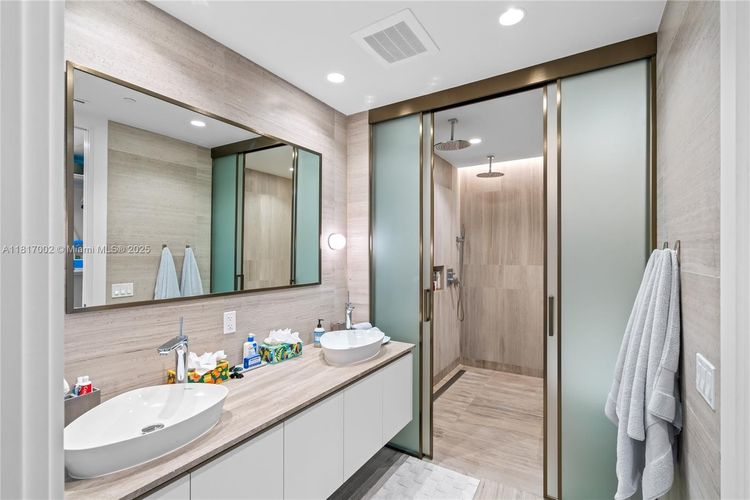 57 Ocean #1602 image #57