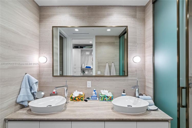 57 Ocean #1602 image #58