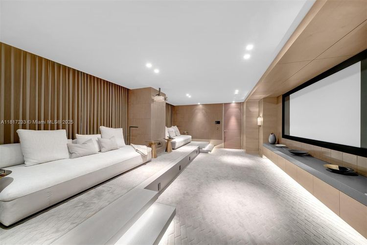 Regalia #PH-43 image #16