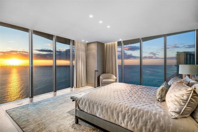 Regalia #PH-43 image #17