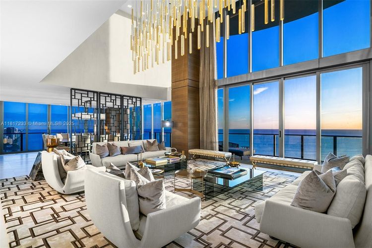 Regalia #PH-43 image #6