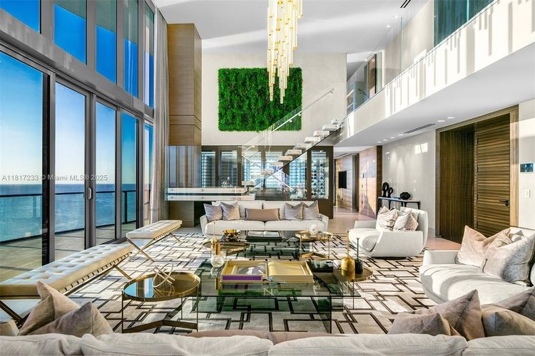 Regalia #PH-43 image #7