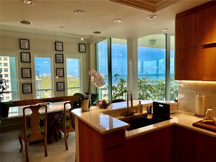 Grove Hill Tower #1403 image #10