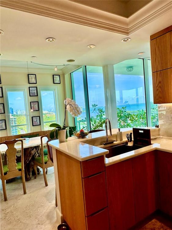 Grove Hill Tower #1403 image #11